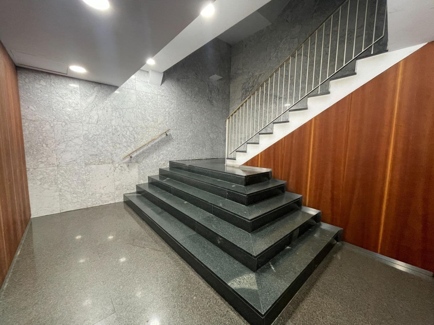 Oficina en alquiler en el Edificio Ertza, San Prudencio 34 - imagen 5