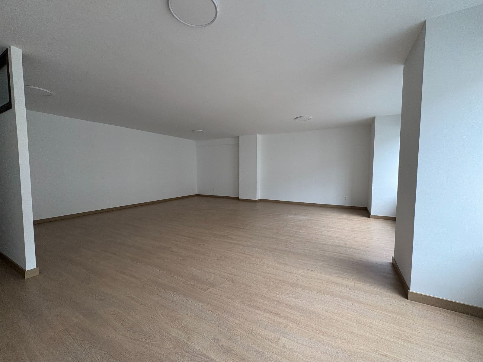 Oficinas reformadas en alquiler en San Prudencio 8, Vitoria-Gasteiz - imagen 2