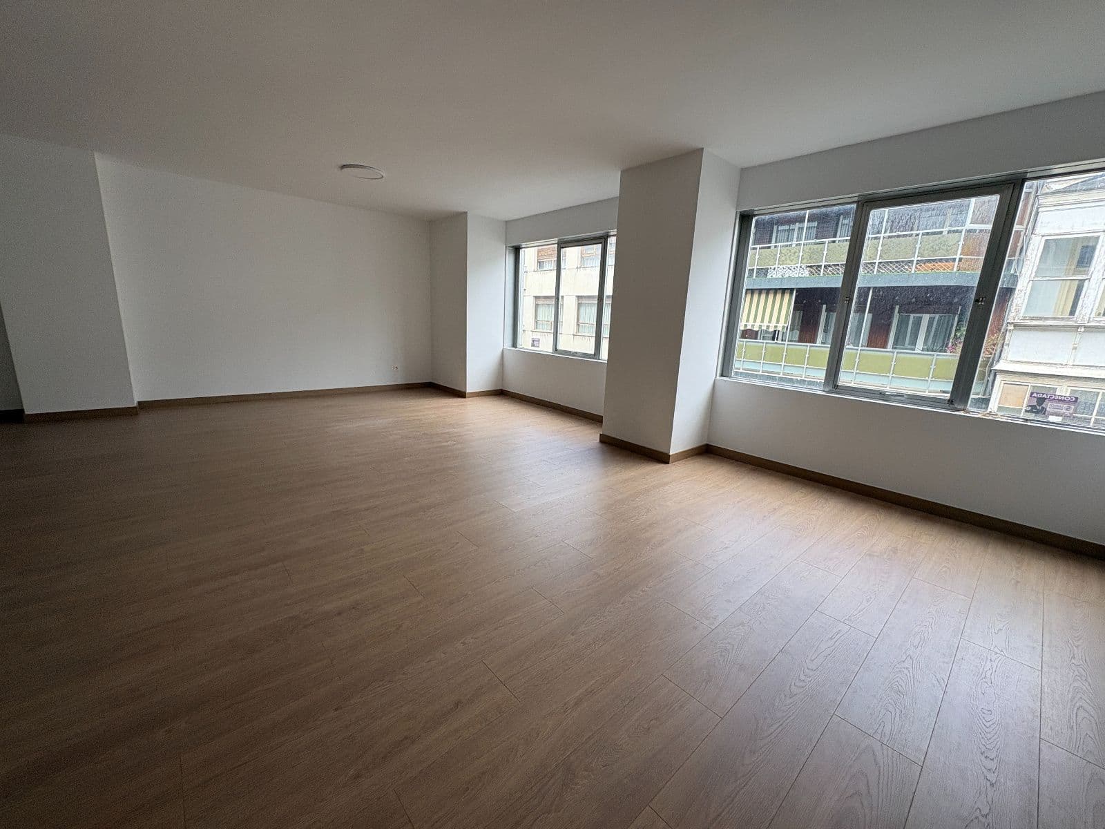 Oficinas reformadas en alquiler en San Prudencio 8, Vitoria-Gasteiz - imagen 3