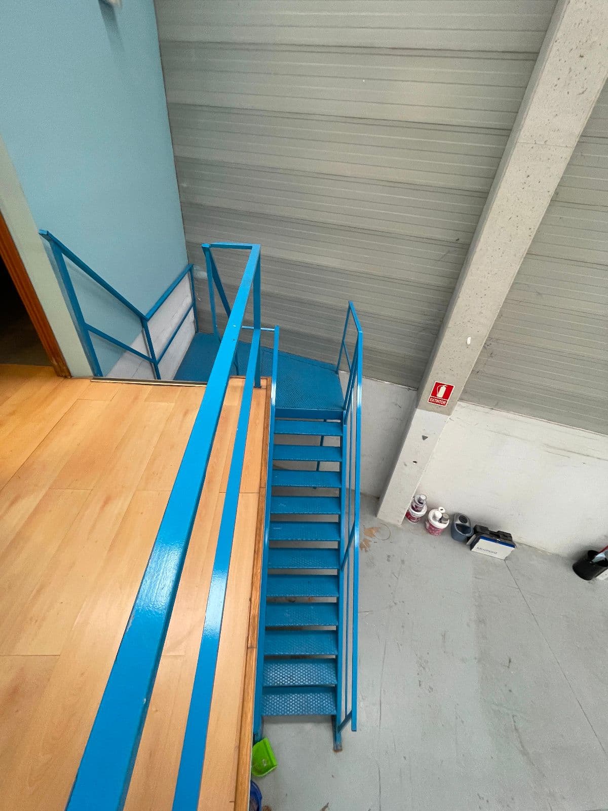 Se vende amplia nave industrial en el polígono Uritiasolo.  Exento de los procedimientos de declaración en materia de calidad de suelo - imagen 22