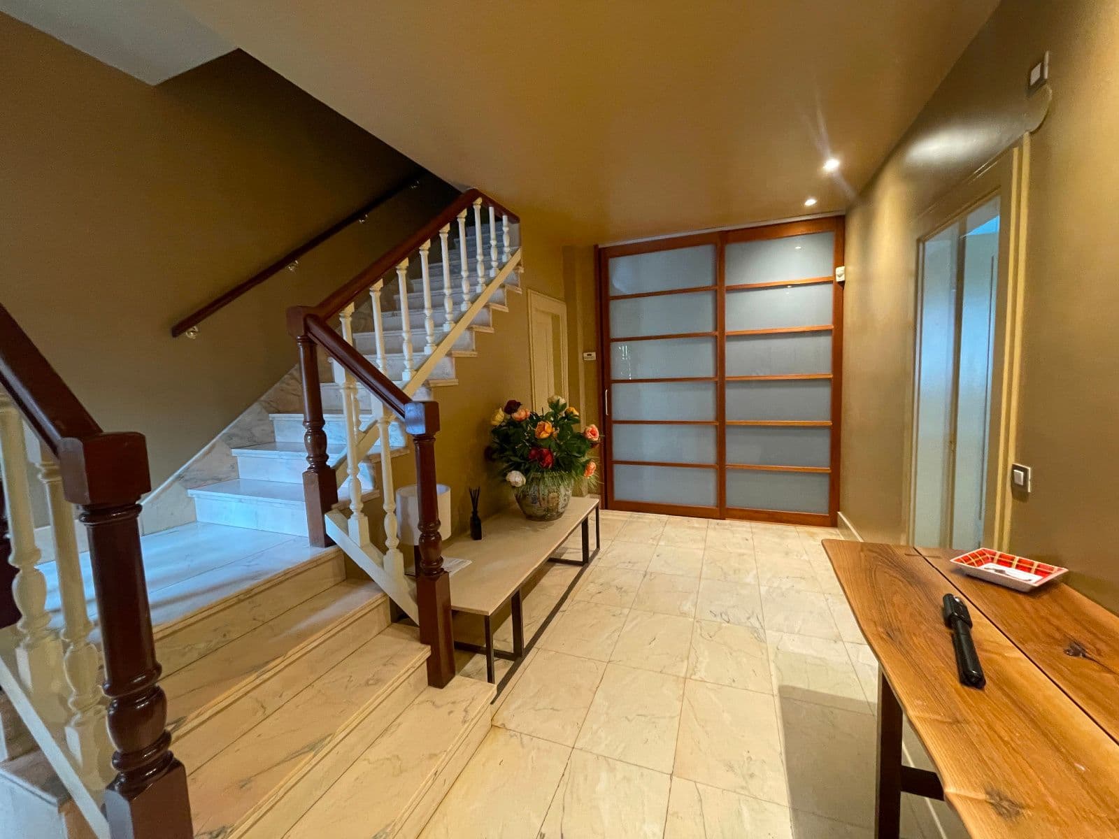 SE VENDE CASA EN MENDIZABALA - imagen 3