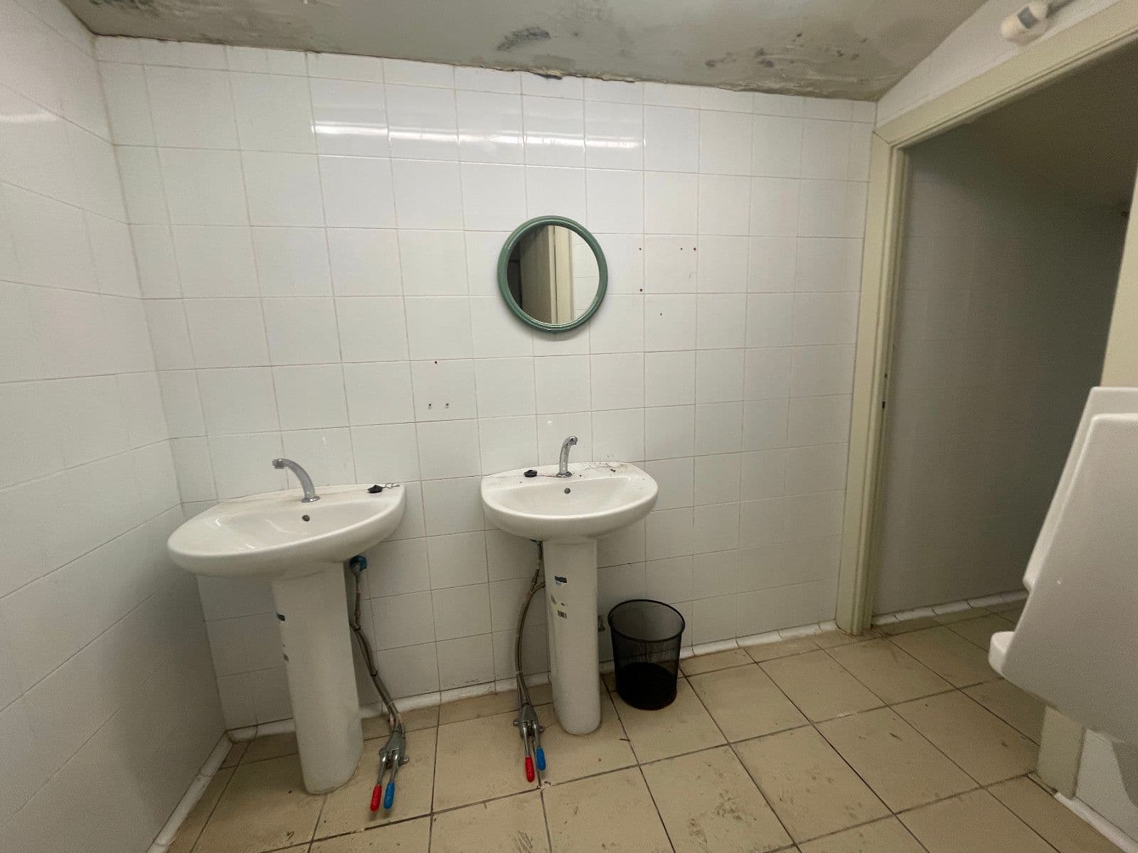 SE VENDE LOCAL EN CALLE FLORIDA 54 - imagen 16