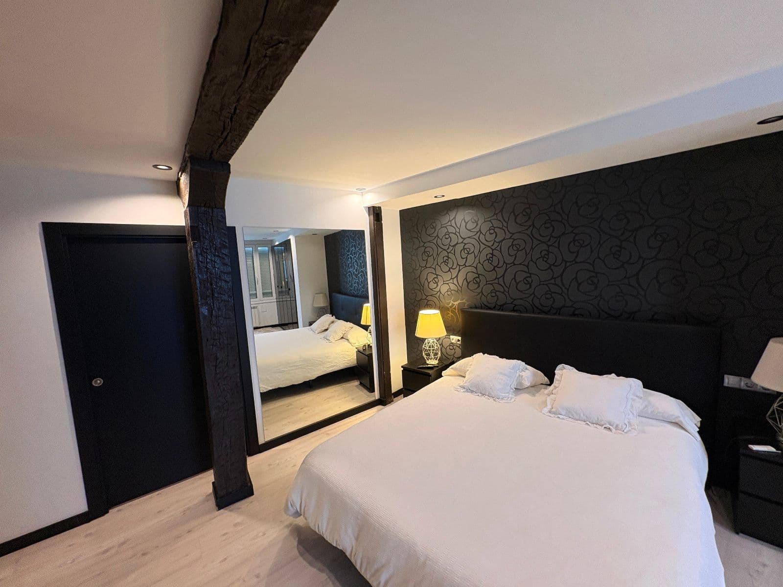 SE VENDE  piso de 230 m² con terraza japonesa en pleno centro - imagen 29