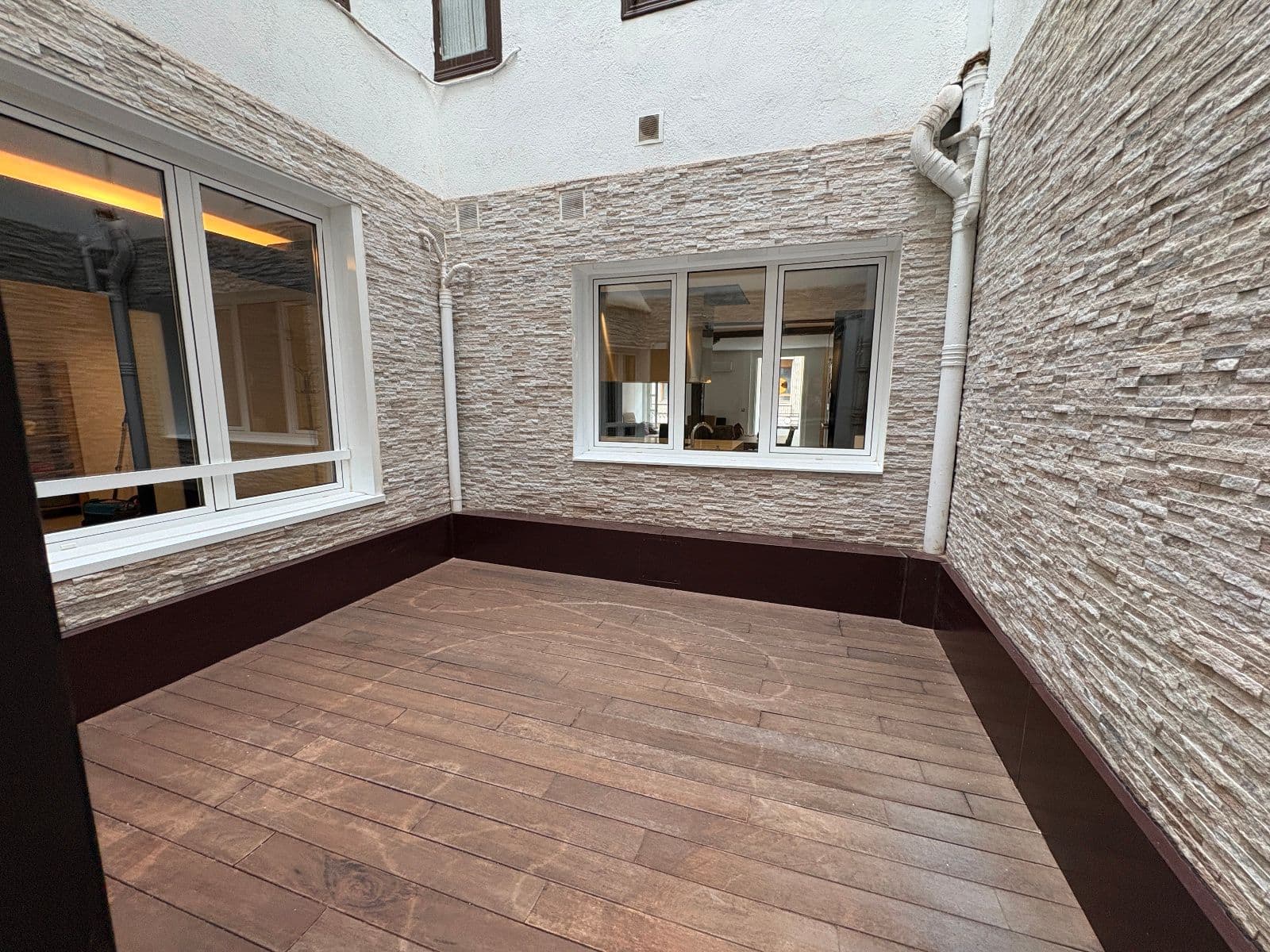 SE VENDE  piso de 230 m² con terraza japonesa en pleno centro - imagen 14