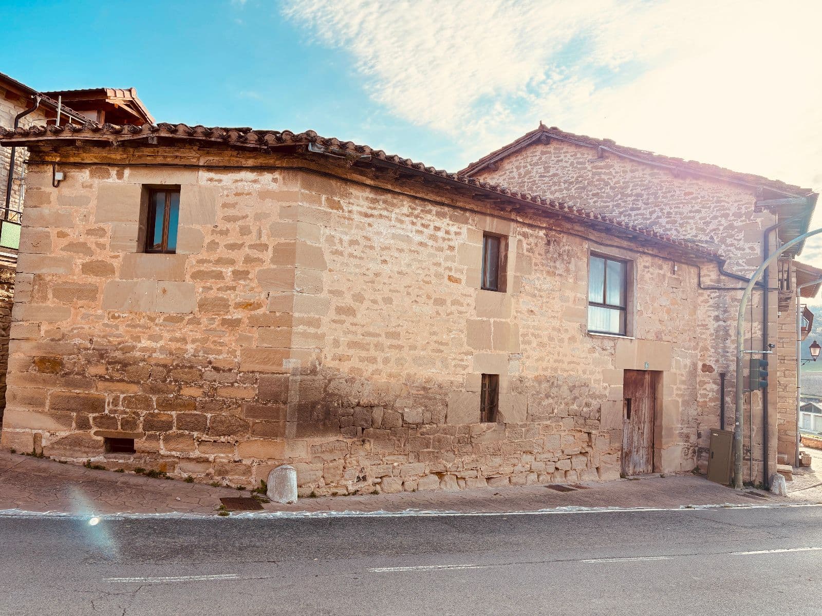 Caserón con encanto para rehabilitar en Fontecha - imagen 3