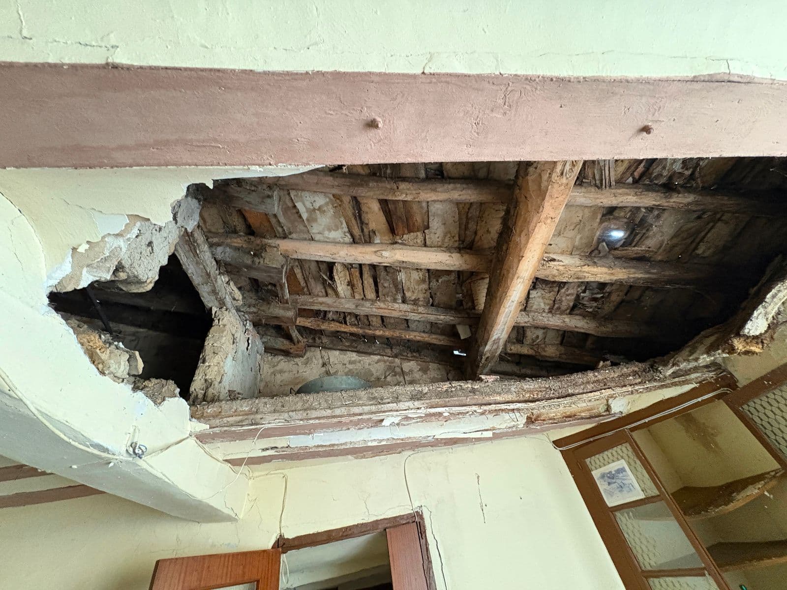 Caserón con encanto para rehabilitar en Fontecha - imagen 14
