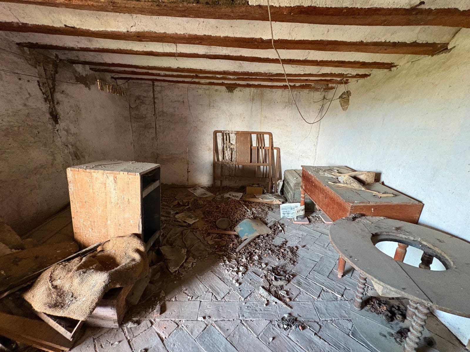Caserón con encanto para rehabilitar en Fontecha - imagen 21