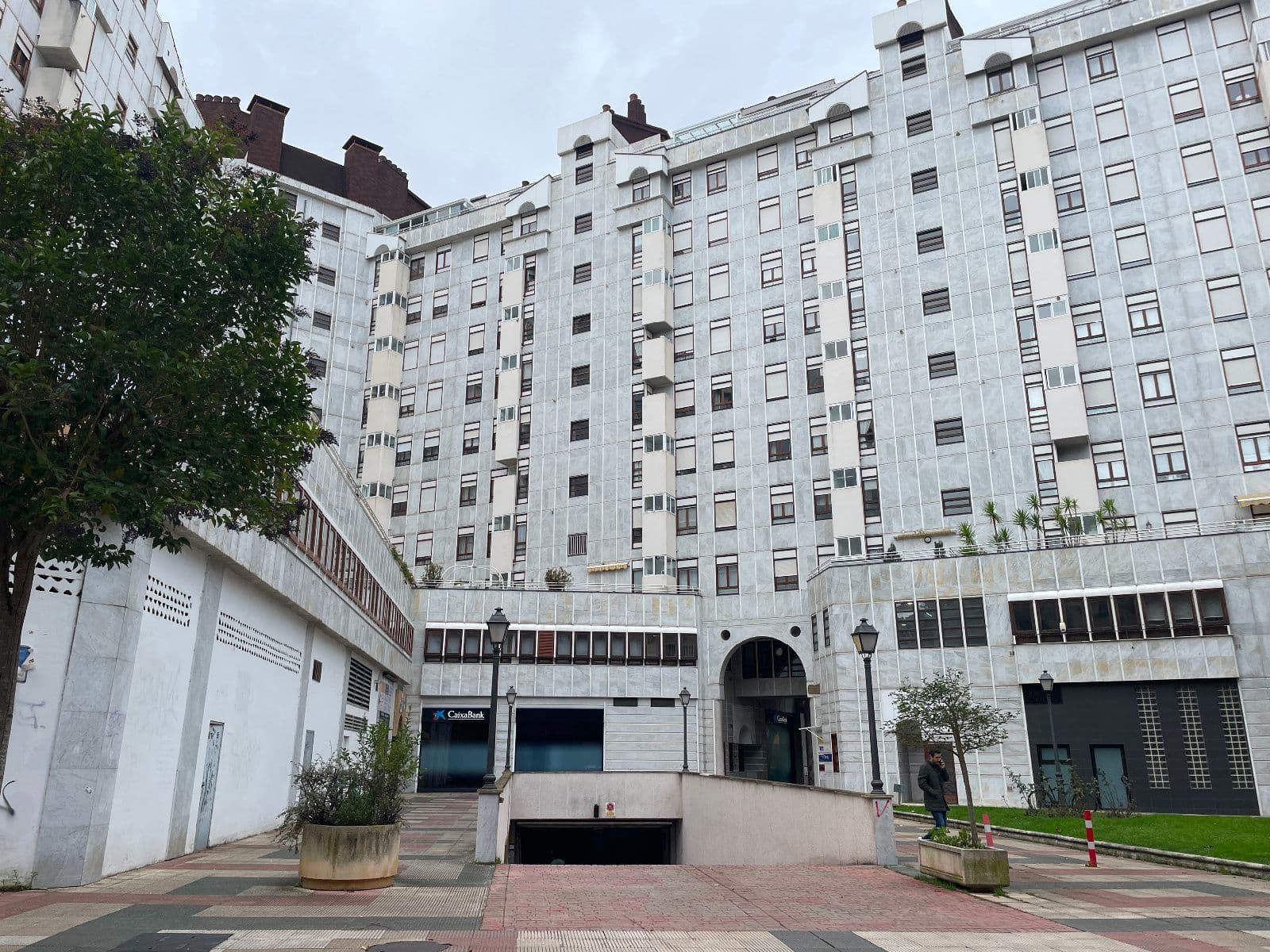 Plazas de Garaje en Venta en Aranzabal - imagen 2