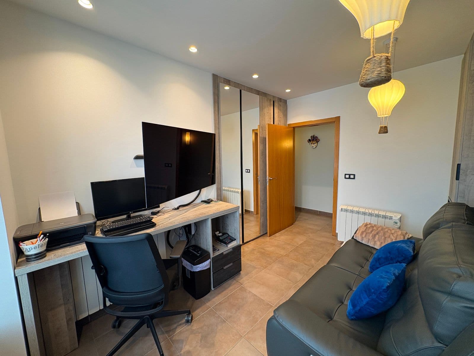 Vivienda de 140 m2 en planta baja en Casa Palacio reformada en Ilarraza. - imagen 45