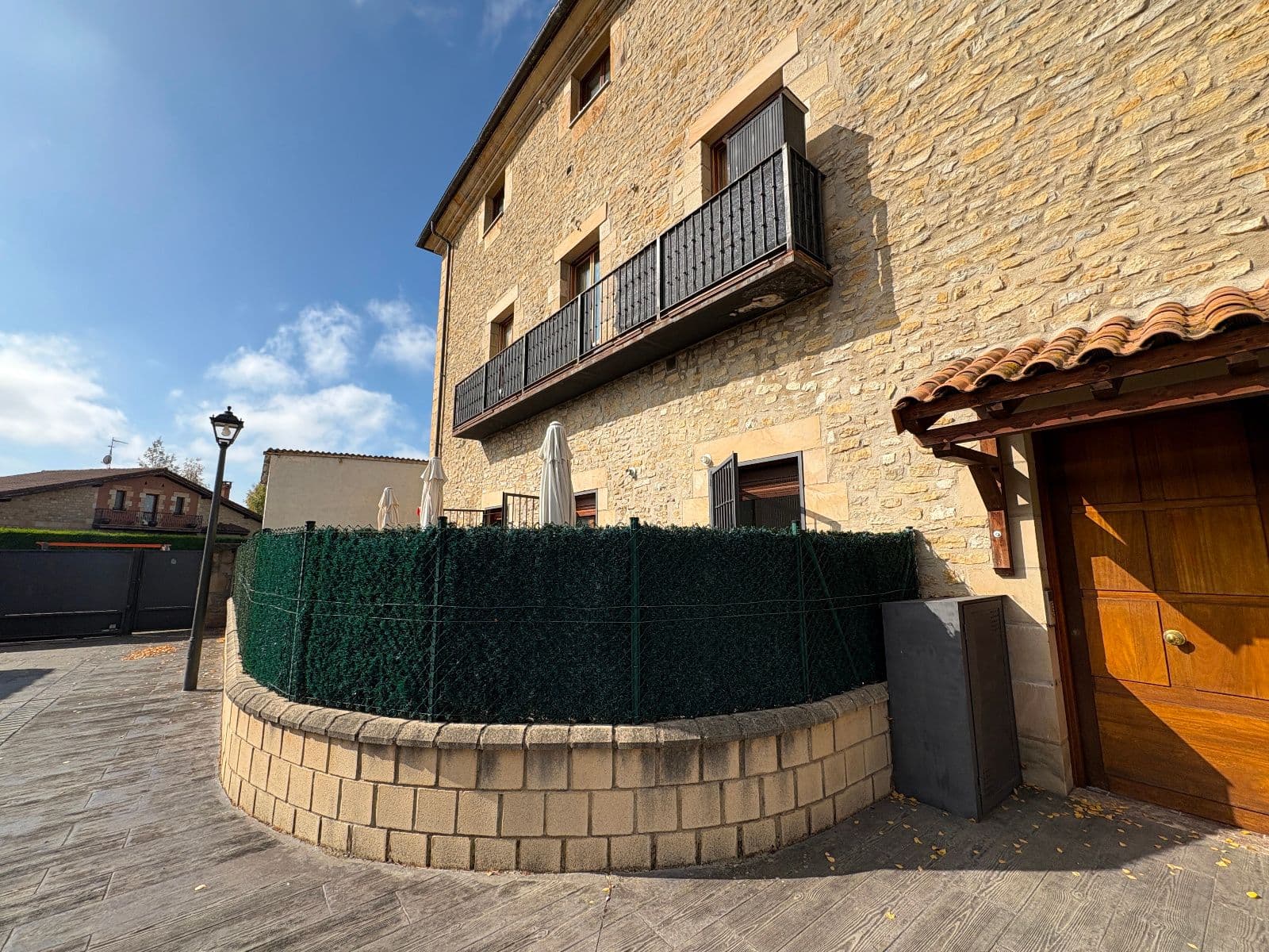Vivienda de 140 m2 en planta baja en Casa Palacio reformada en Ilarraza. - imagen 64