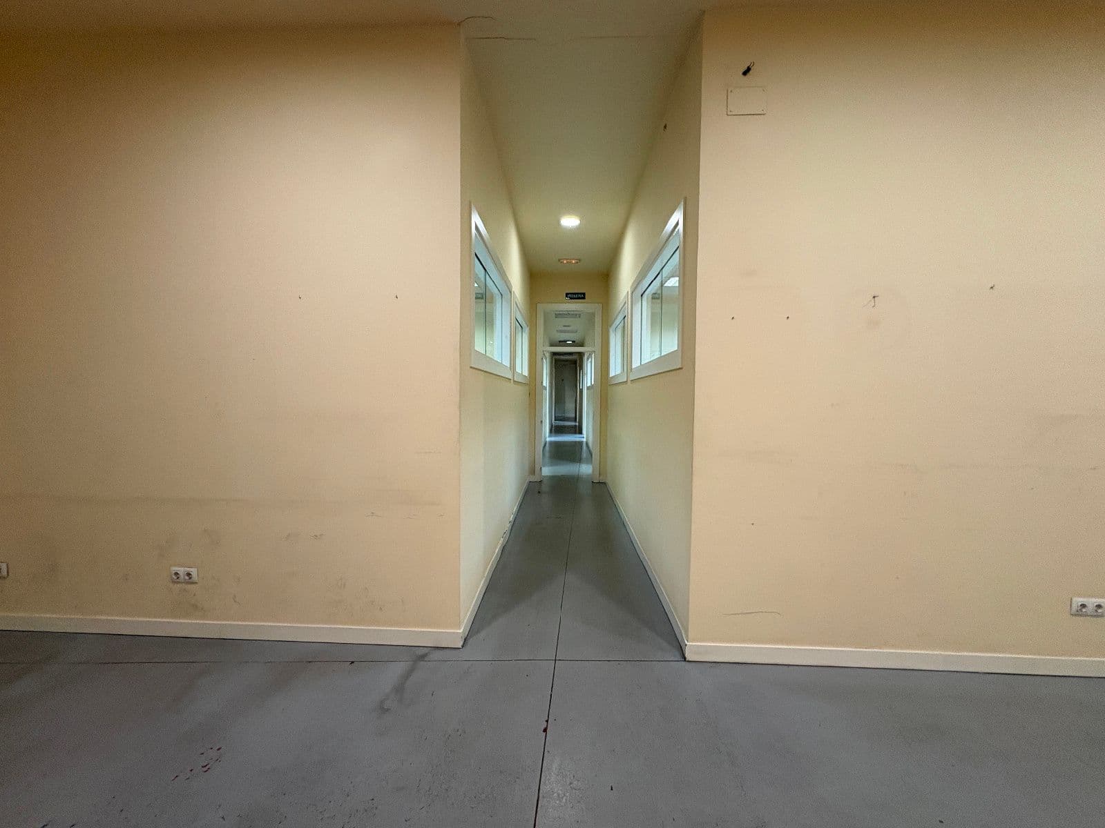 Local comercial en venta en calle Badaia, 25 – Zona Palacio de Congresos - imagen 6