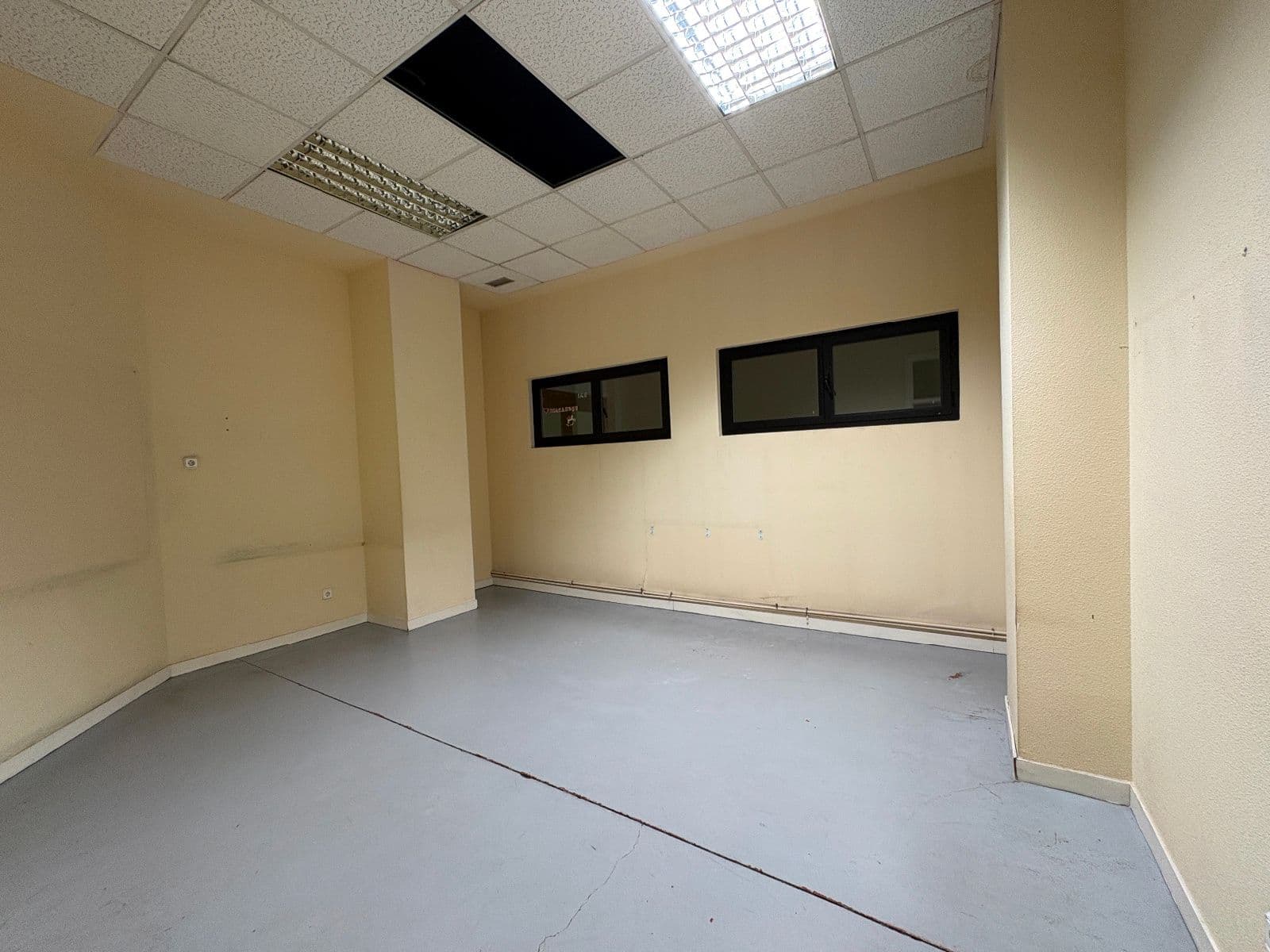 Local comercial en venta en calle Badaia, 25 – Zona Palacio de Congresos - imagen 20