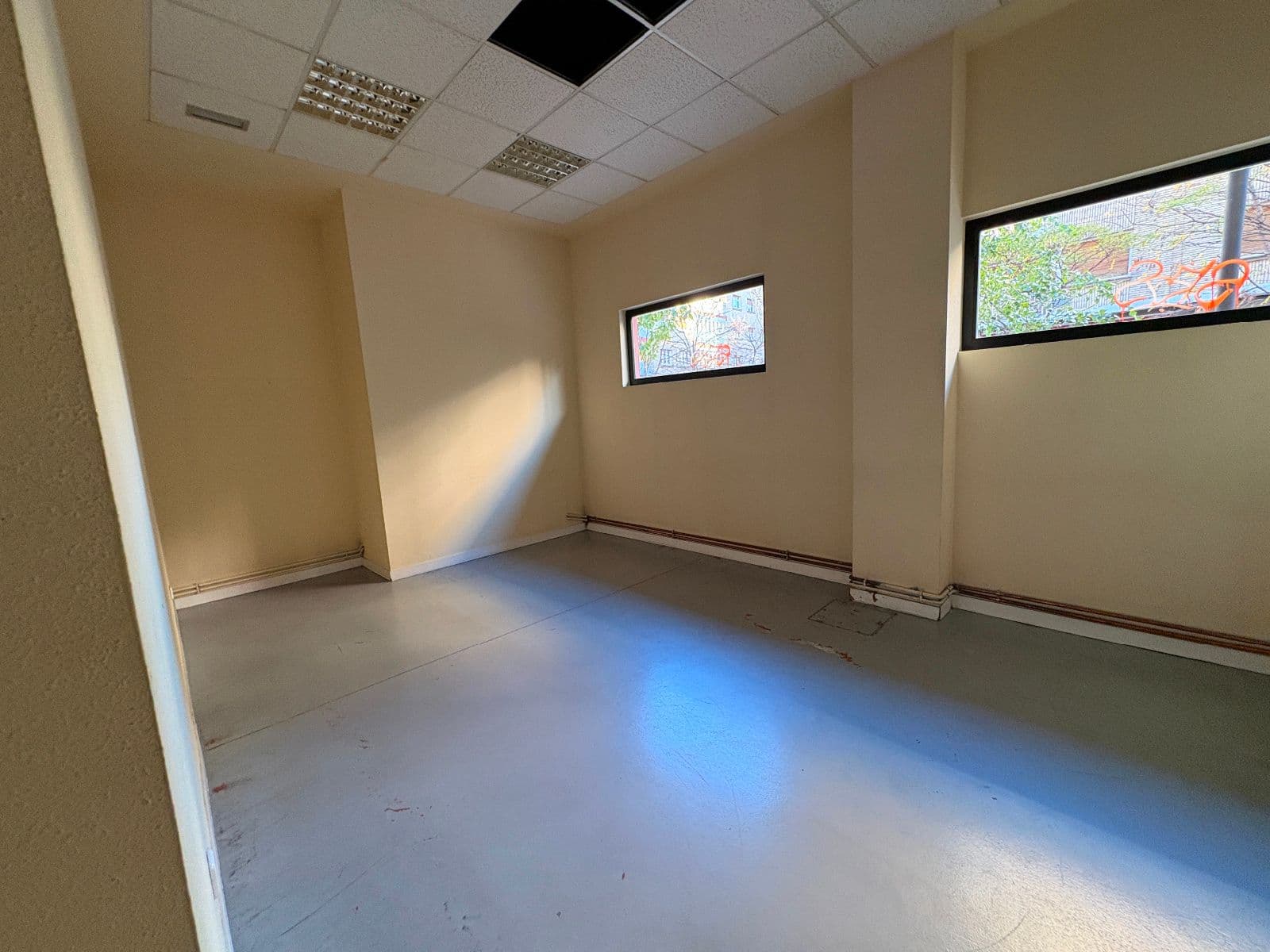 Local comercial en venta en calle Badaia, 25 – Zona Palacio de Congresos - imagen 22