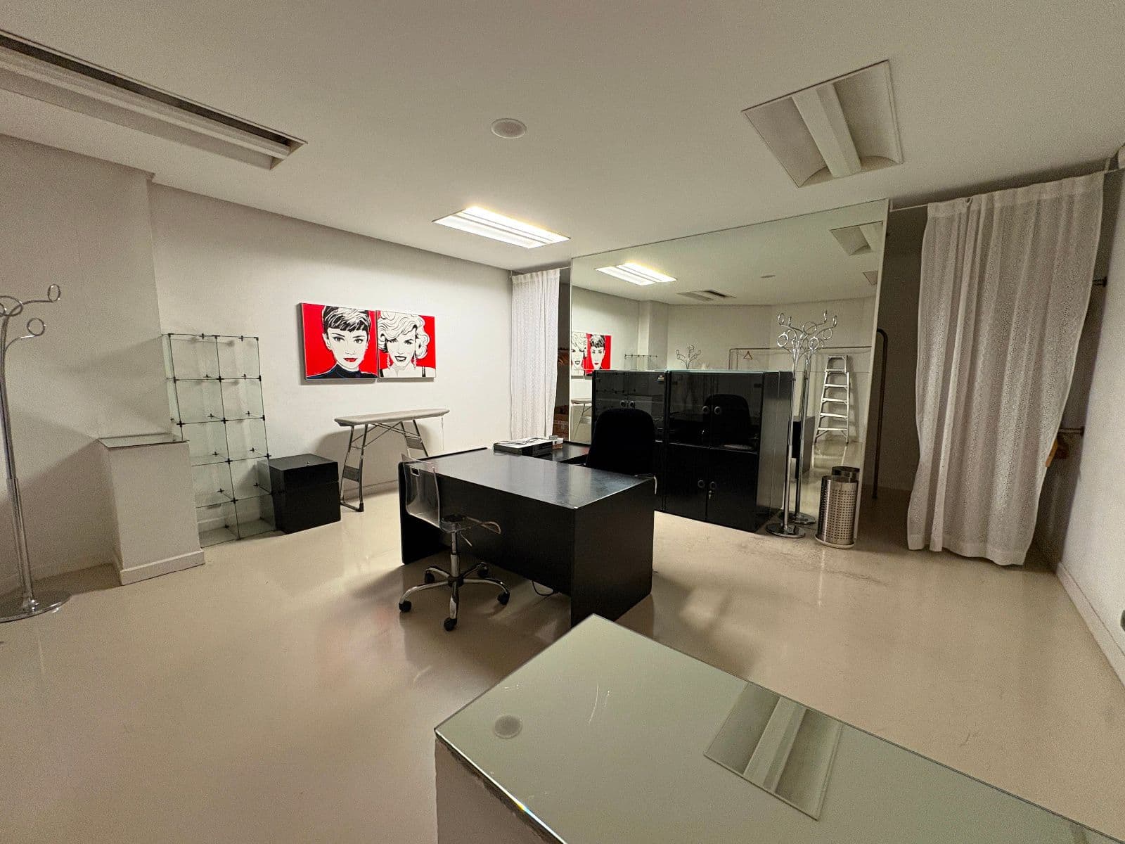 SE VENDE  Y SE ALQUILA LOCAL COMERCIAL EN AVENIDA GASTEIZ - imagen 15