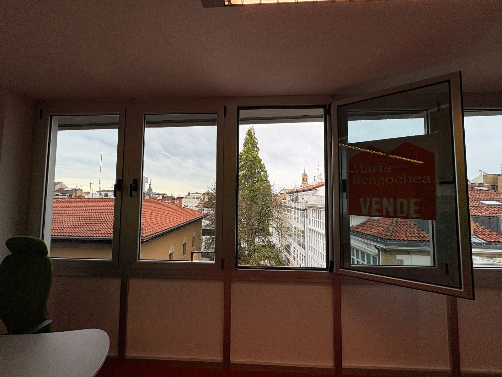 SE VENDE OFICINA  DE 75M2 EN GENERAL ALAVA 10 - imagen 9