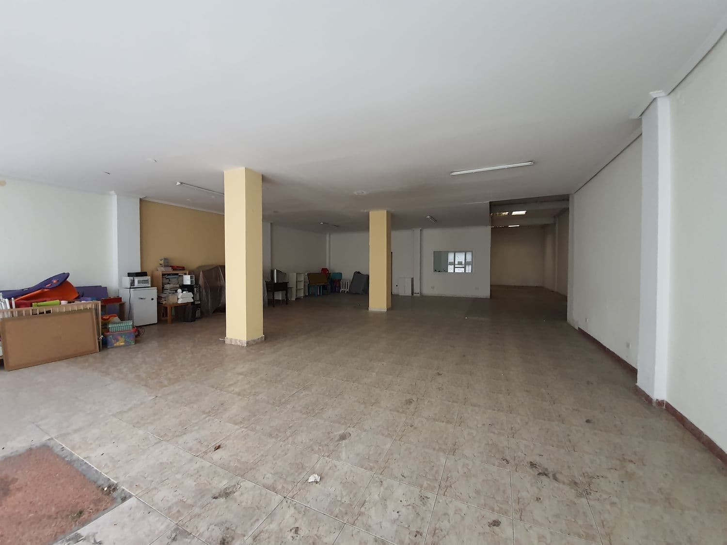 Se vende Local de 250 m² en Portal de Arriaga con 10 m de fachada - imagen 15