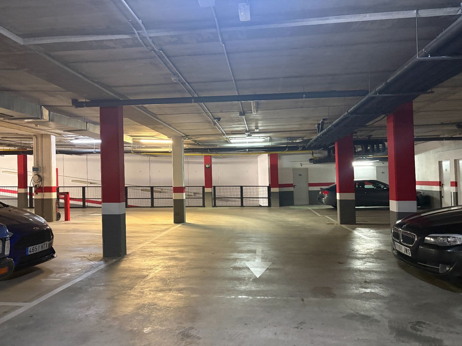 SE VENDE Amplia plaza de garaje en Aretxabaleta – Calle Ocáriz - imagen 4