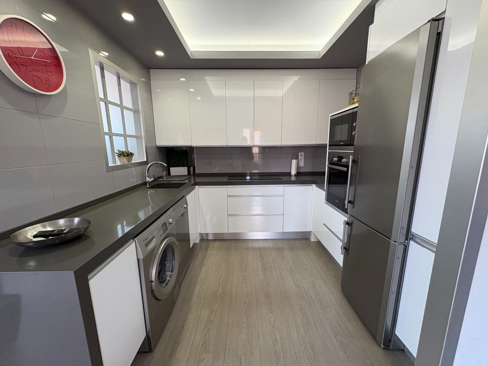 Se vende exclusivo duplex reformado con vistas privilegiadas - imagen 8