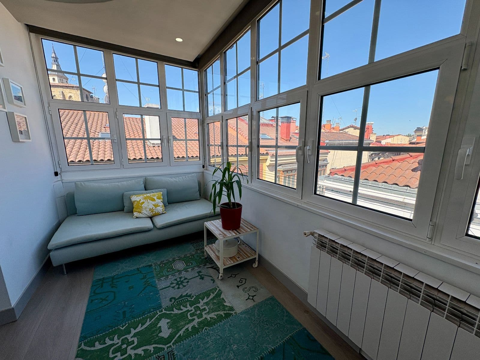 Se vende exclusivo duplex reformado con vistas privilegiadas - imagen 31