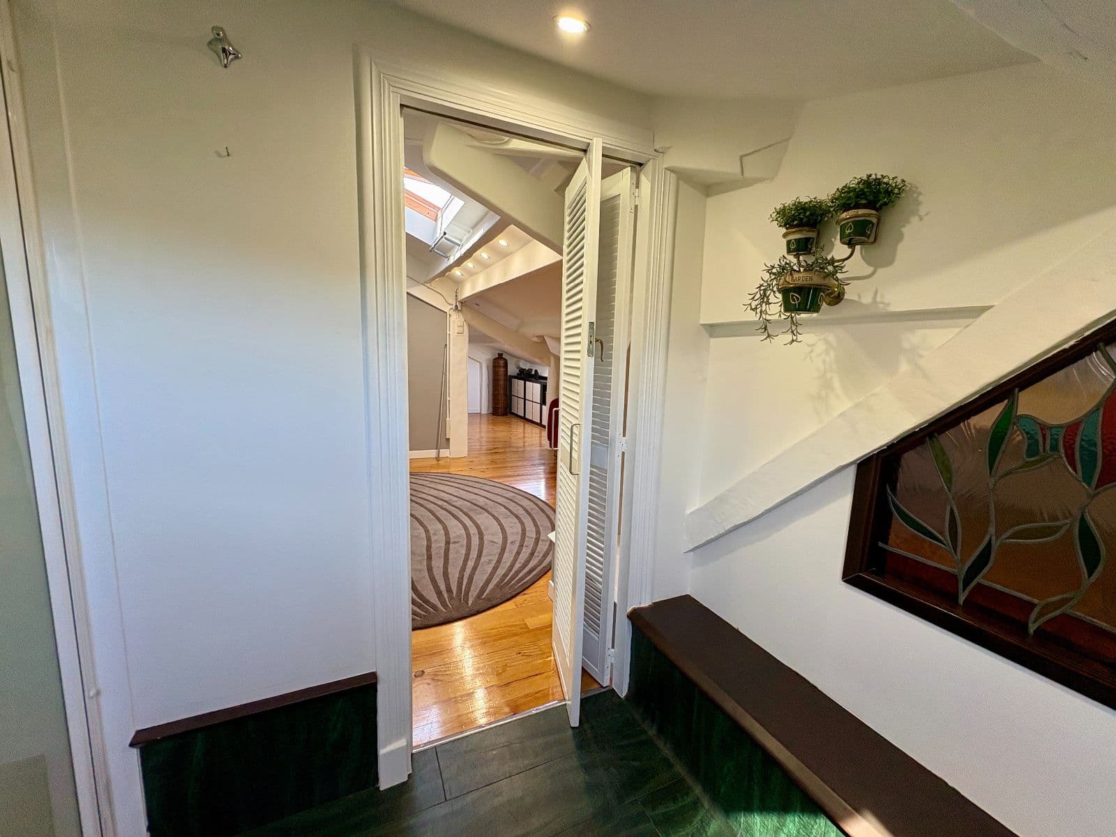 Se vende exclusivo duplex reformado con vistas privilegiadas - imagen 42