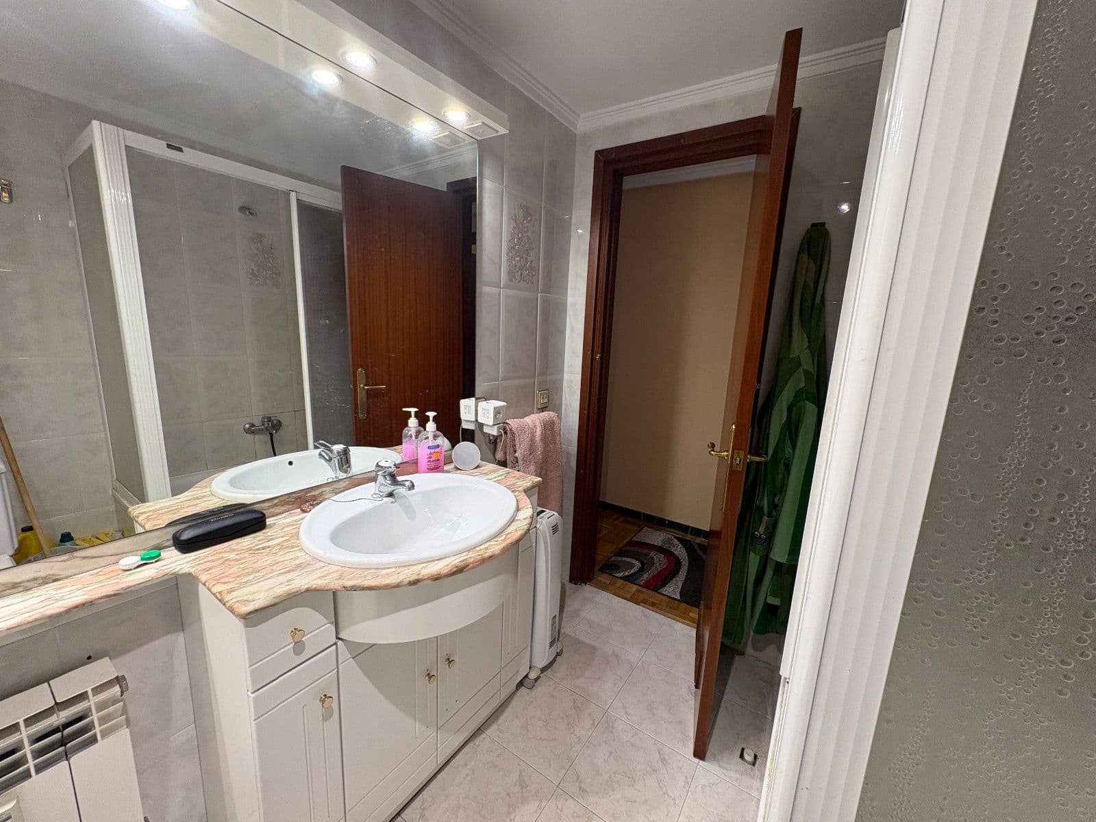 Se vende piso junto a Avenida Gasteiz - imagen 17