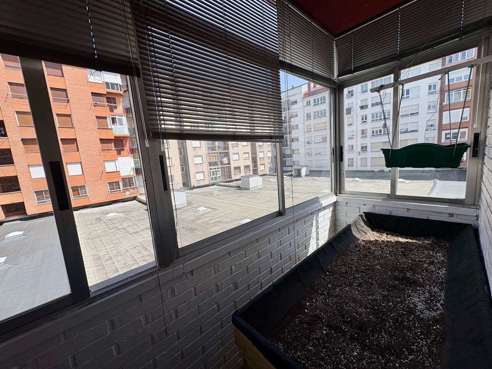 Se vende piso junto a Avenida Gasteiz - imagen 19