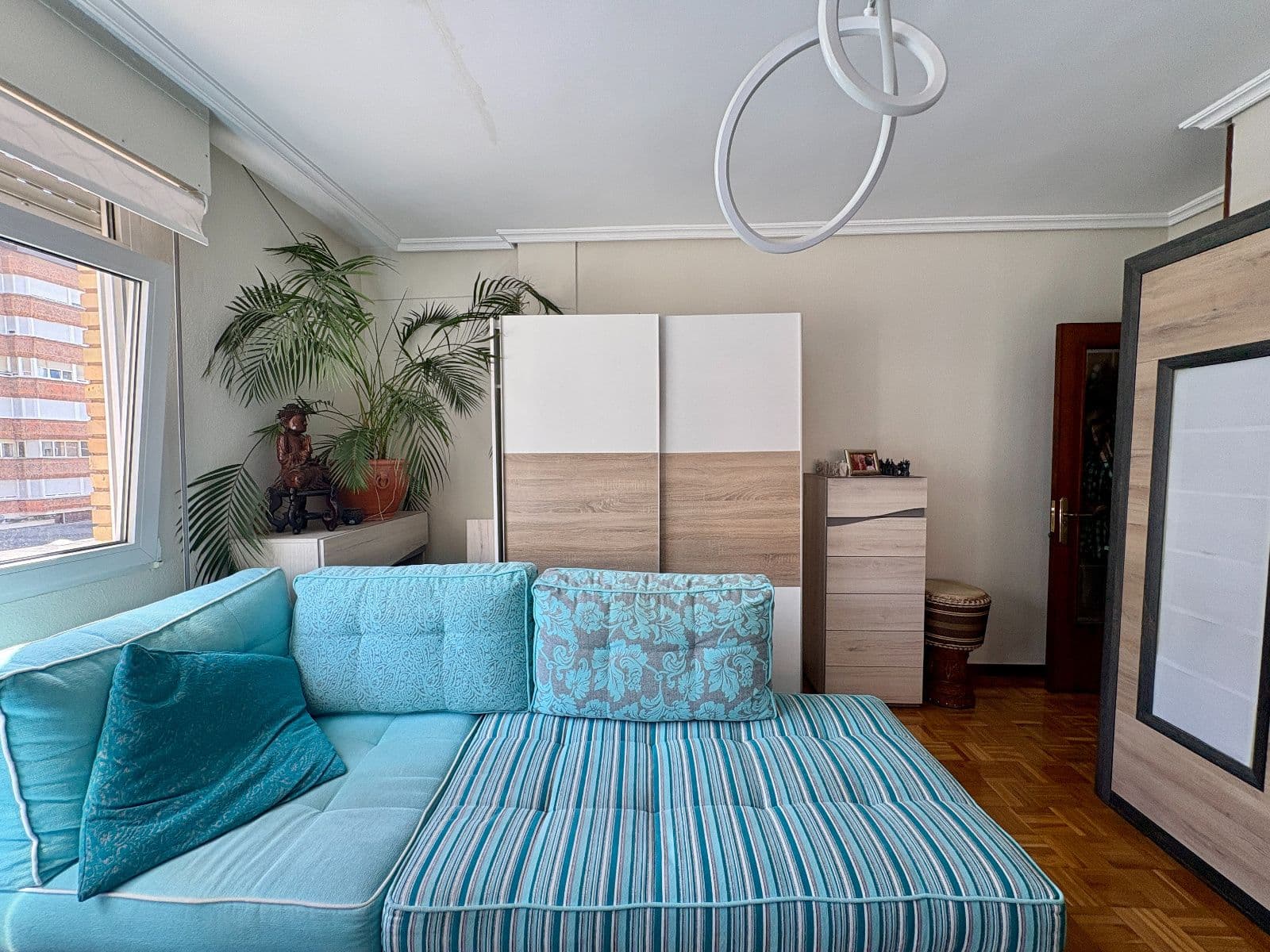Se vende piso junto a Avenida Gasteiz
