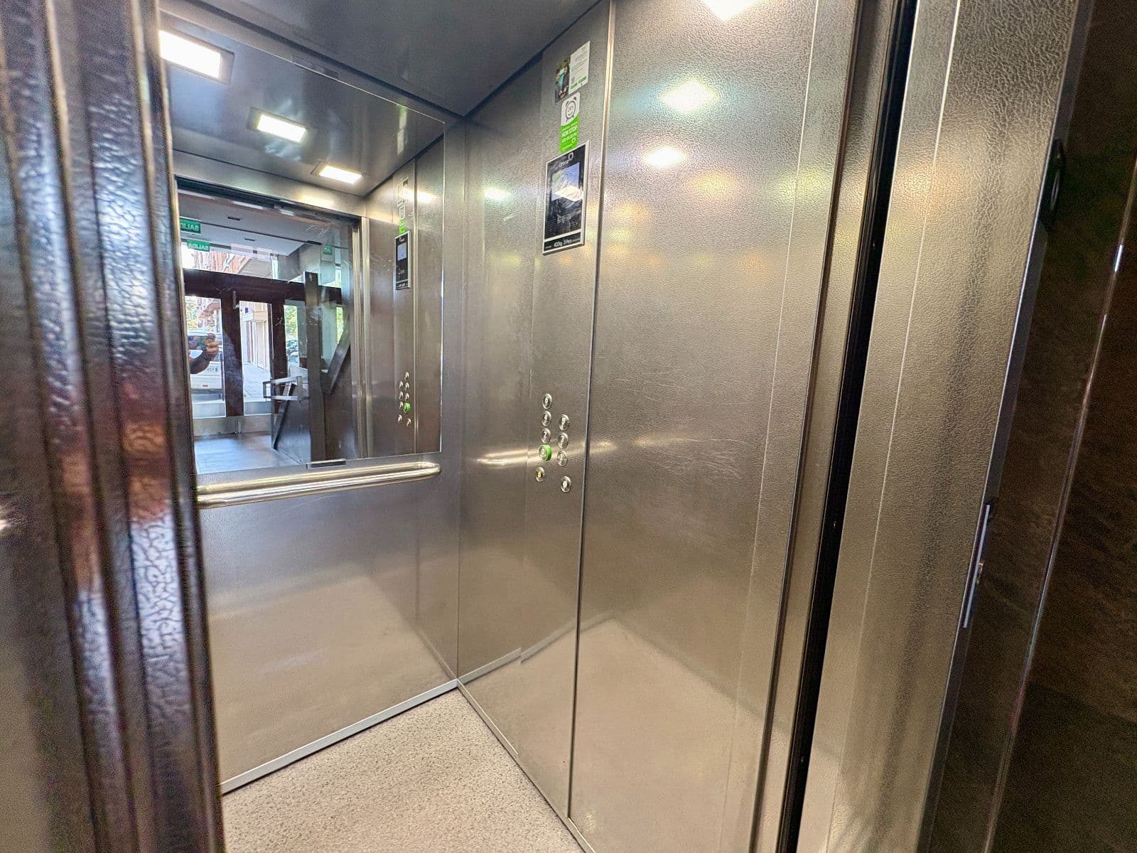 Se vende piso junto a Avenida Gasteiz - imagen 22