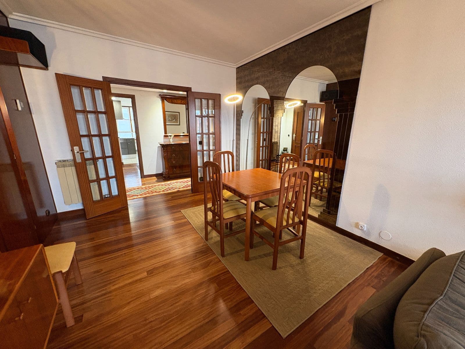 Se vende piso en Florida con garaje y txoko - imagen 8