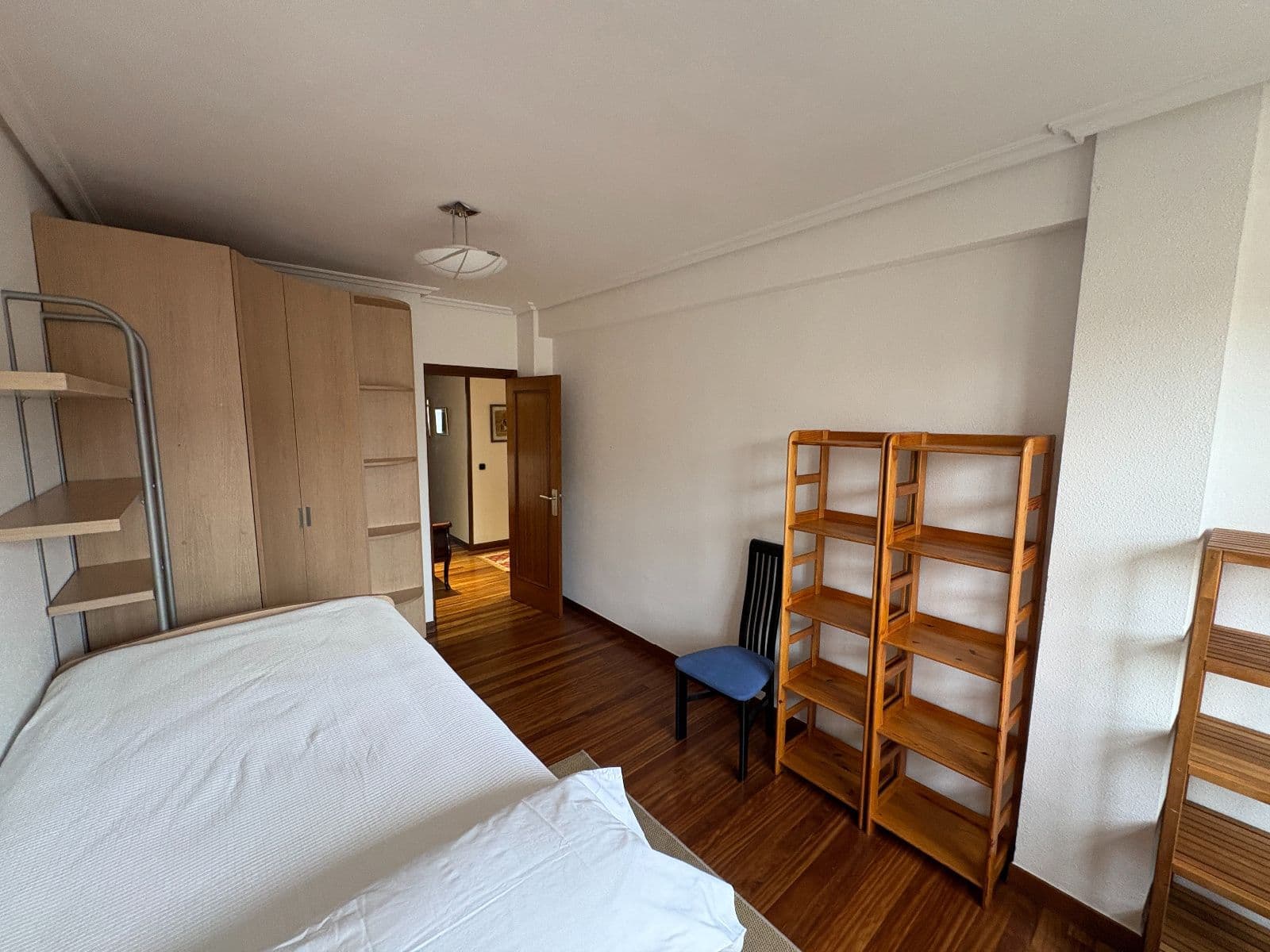 Se vende piso en Florida con garaje y txoko - imagen 38