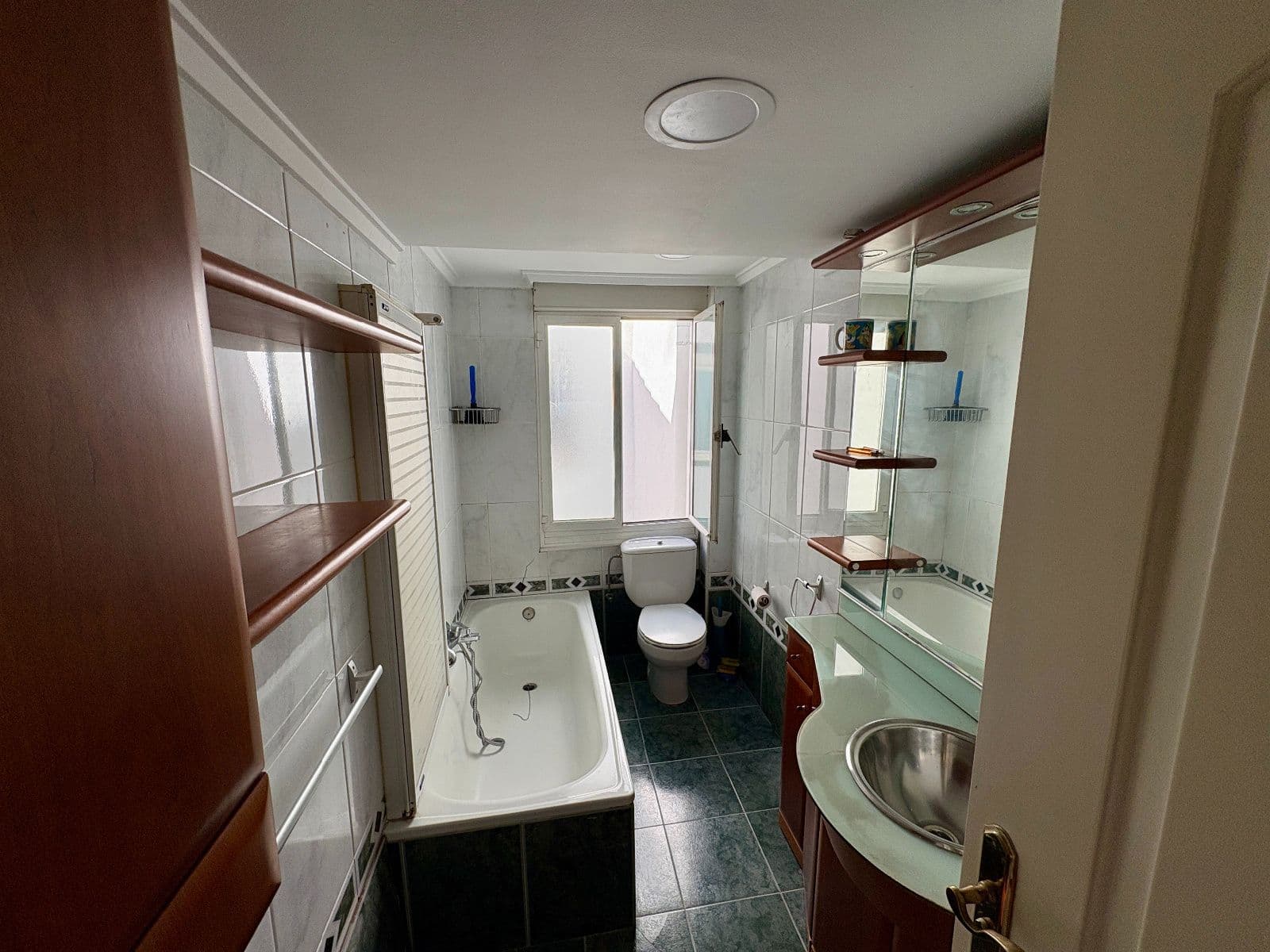 SE VENDE piso con ascensor en San Antonio - imagen 9