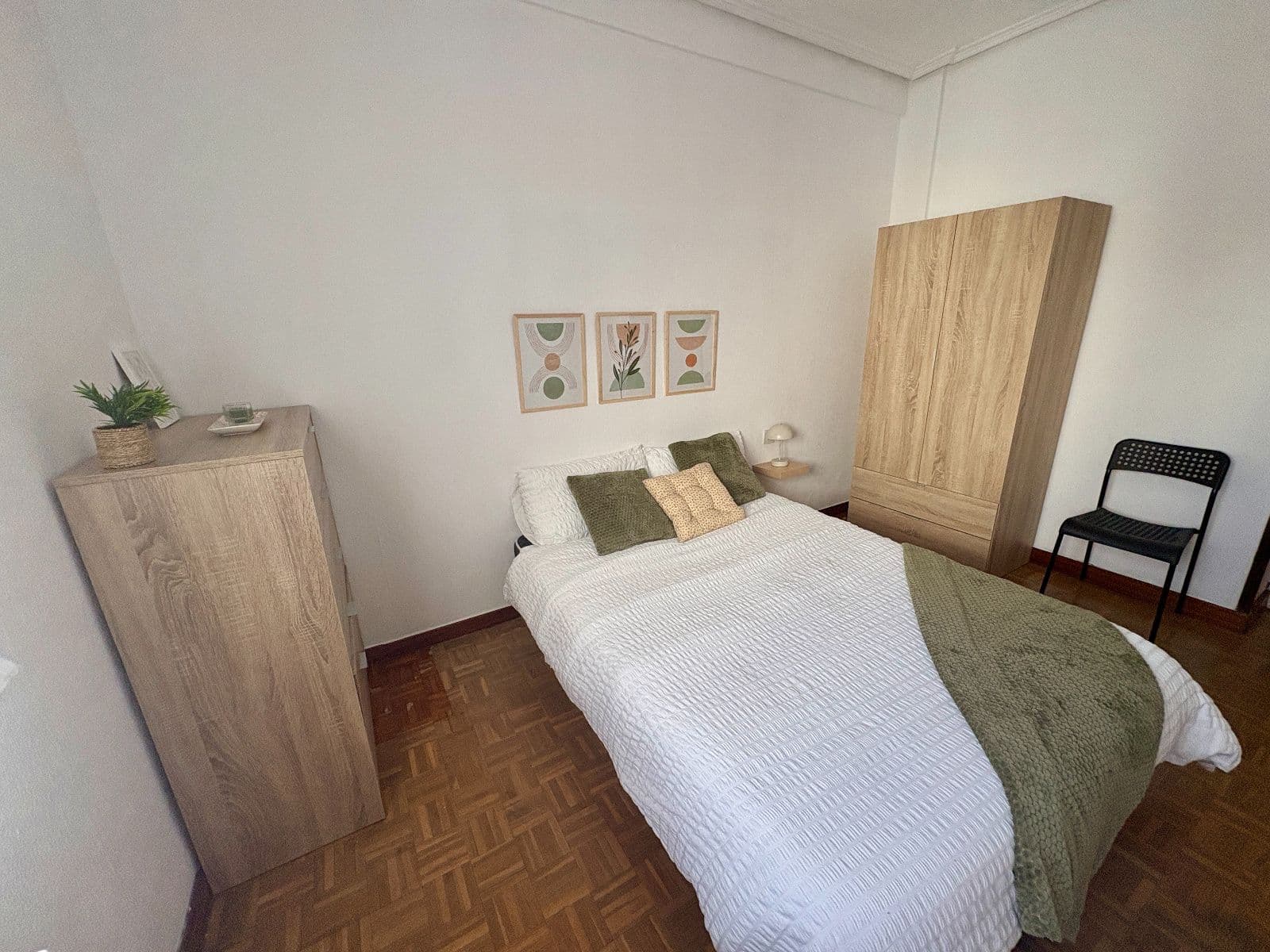 SE VENDE piso en Santa Isabel con ascensor - imagen 16