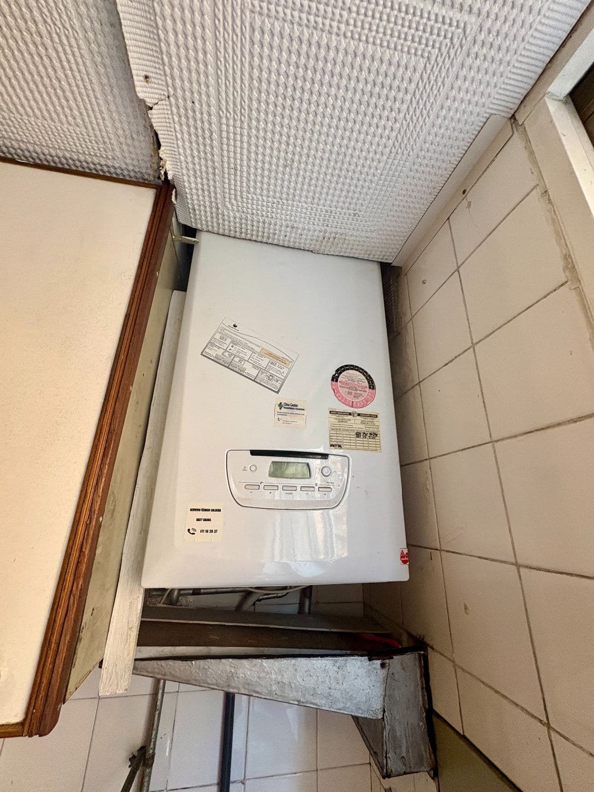 SE VENDE piso en Santa Isabel con ascensor - imagen 24