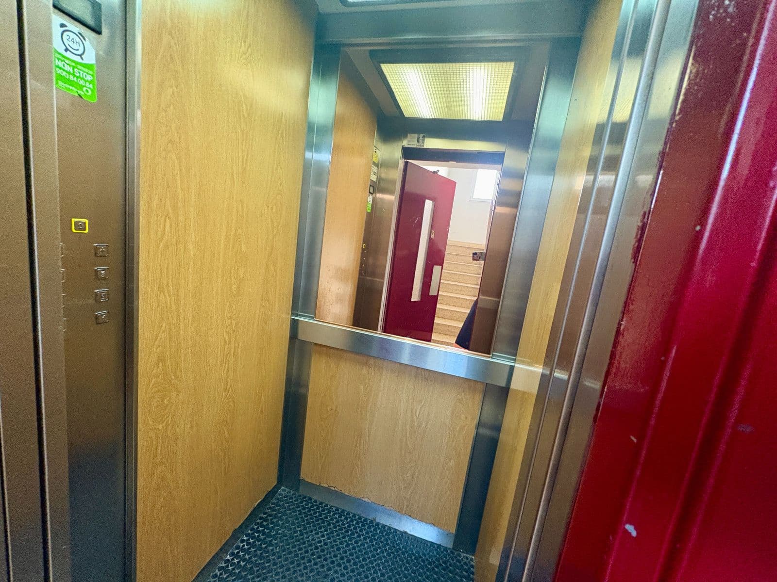 SE VENDE piso en Santa Isabel con ascensor - imagen 27