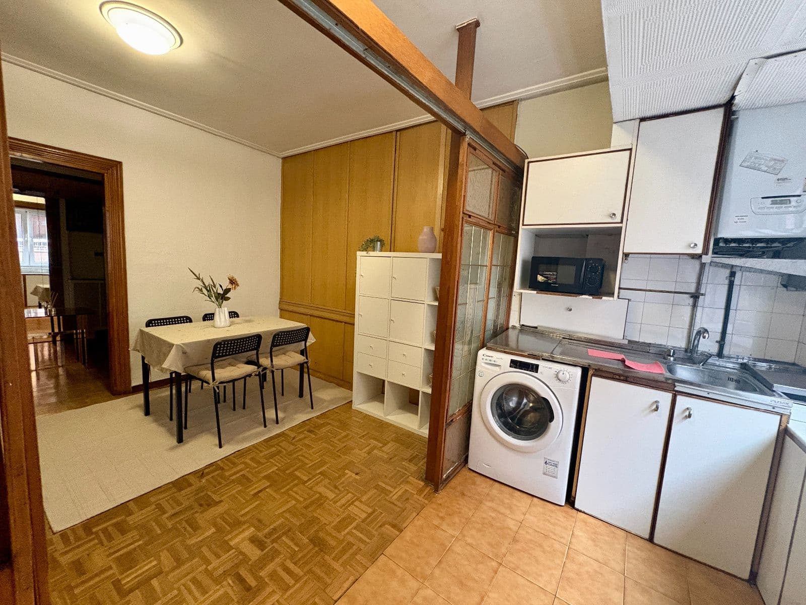 SE VENDE piso en Santa Isabel con ascensor - imagen 8