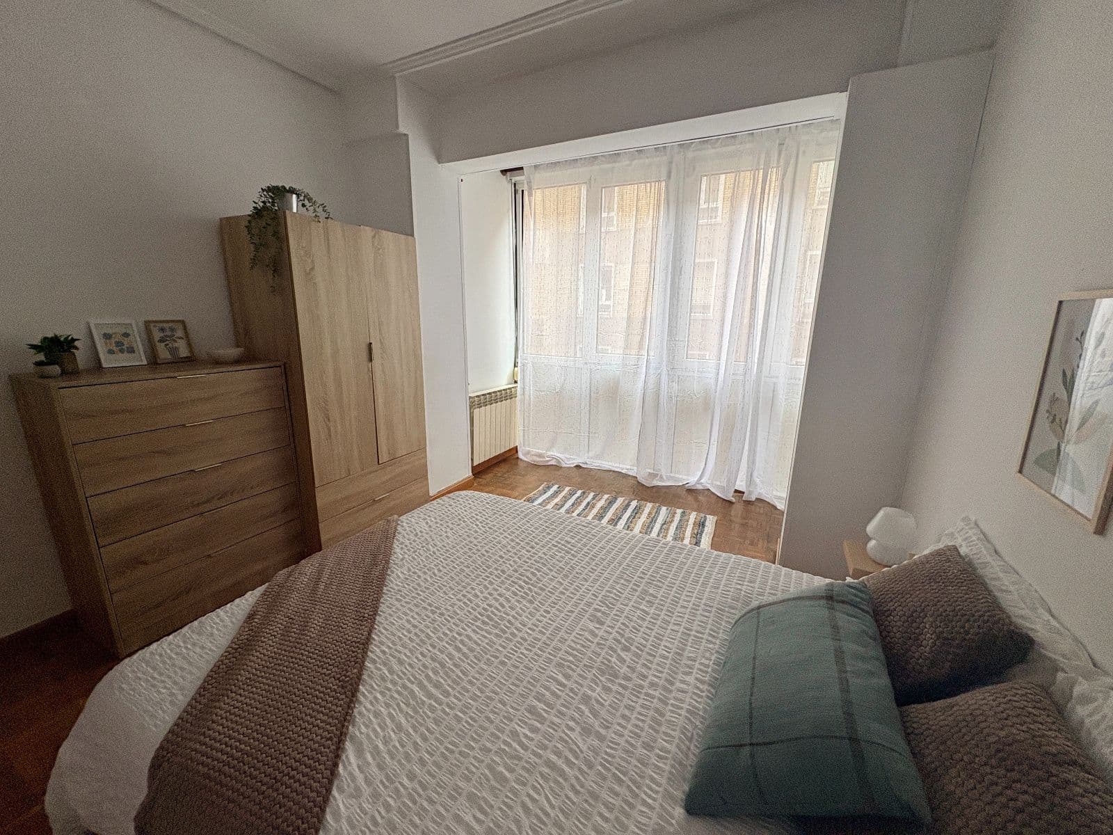 SE VENDE piso en Santa Isabel con ascensor - imagen 18