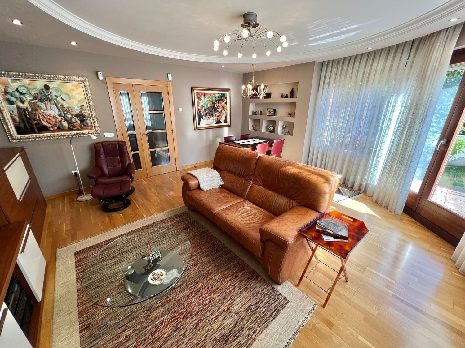 SE VENDE adosado con jardín en Zabalgana - imagen 11