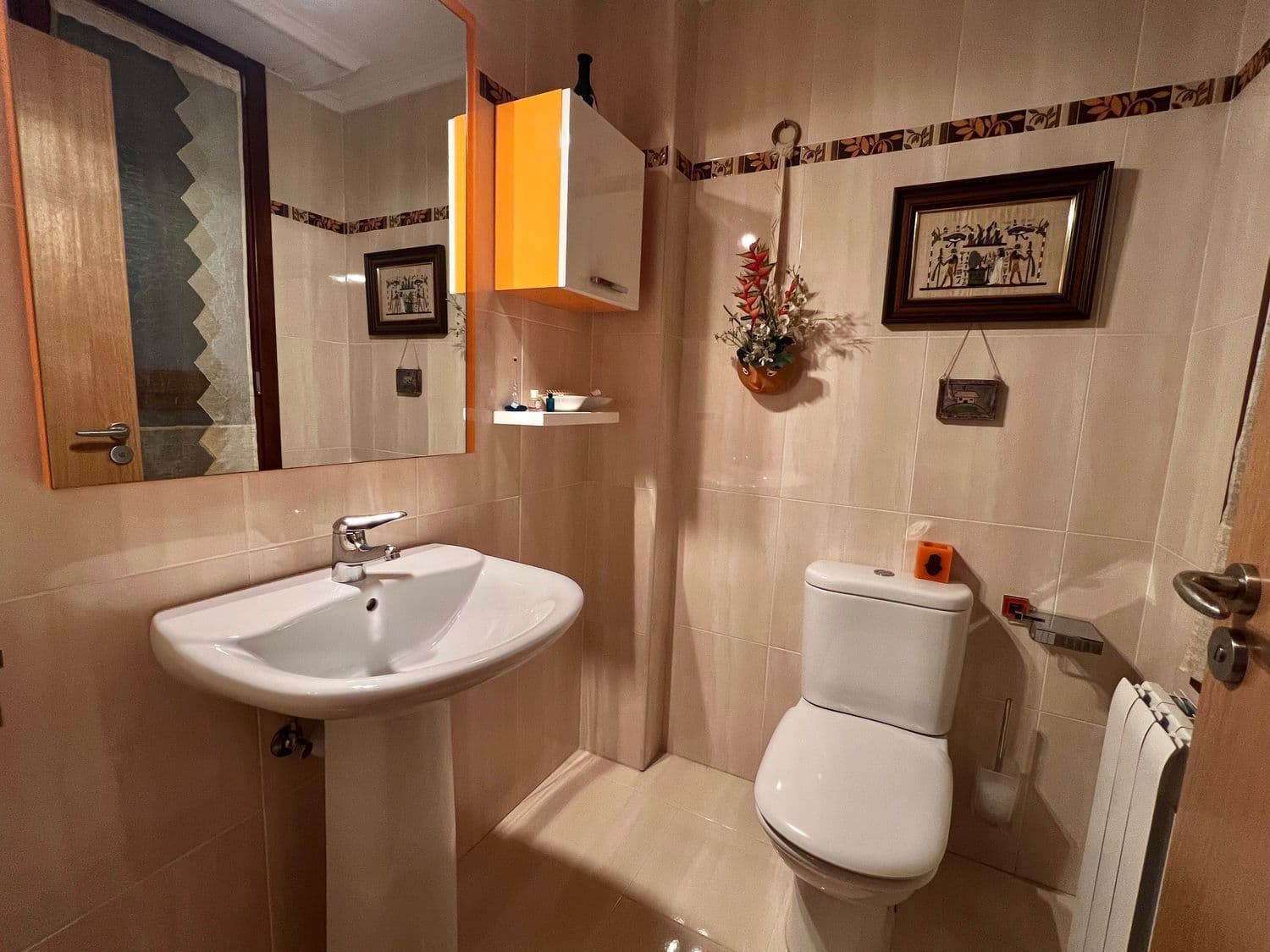 SE VENDE adosado con jardín en Zabalgana - imagen 17
