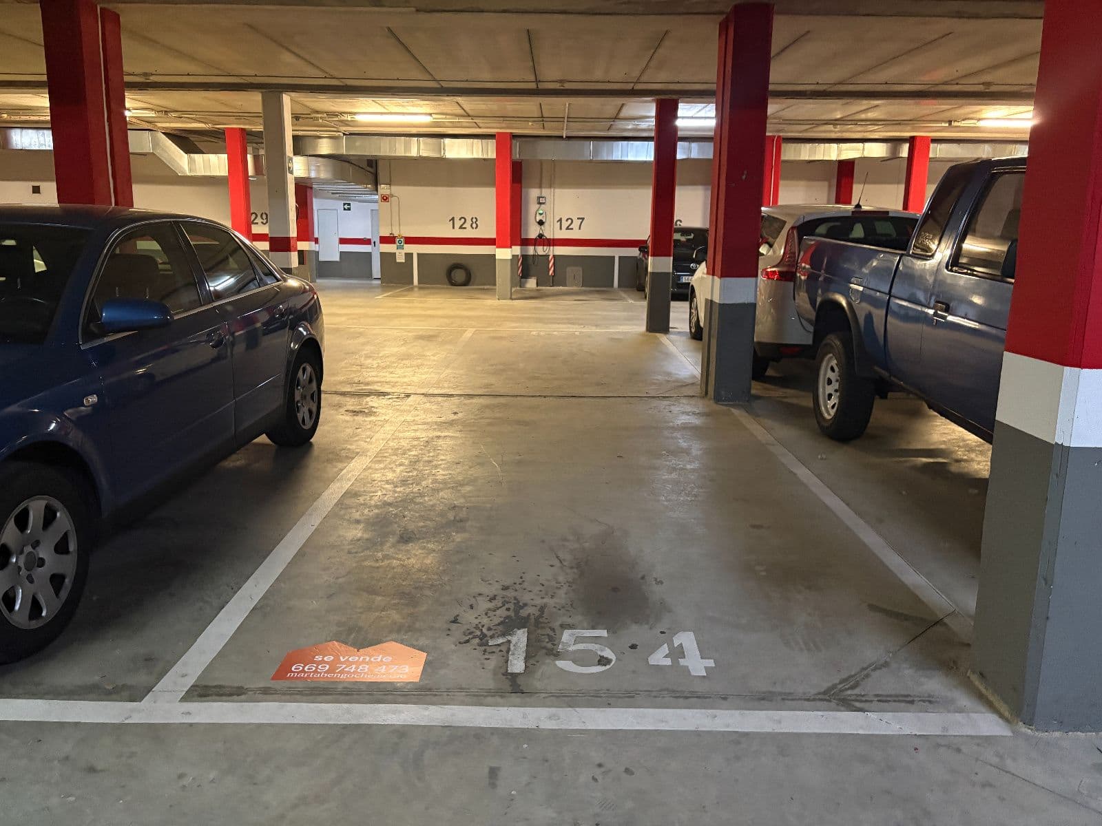 SE VENDE Amplia plaza de garaje en Aretxabaleta – Calle Ocáriz